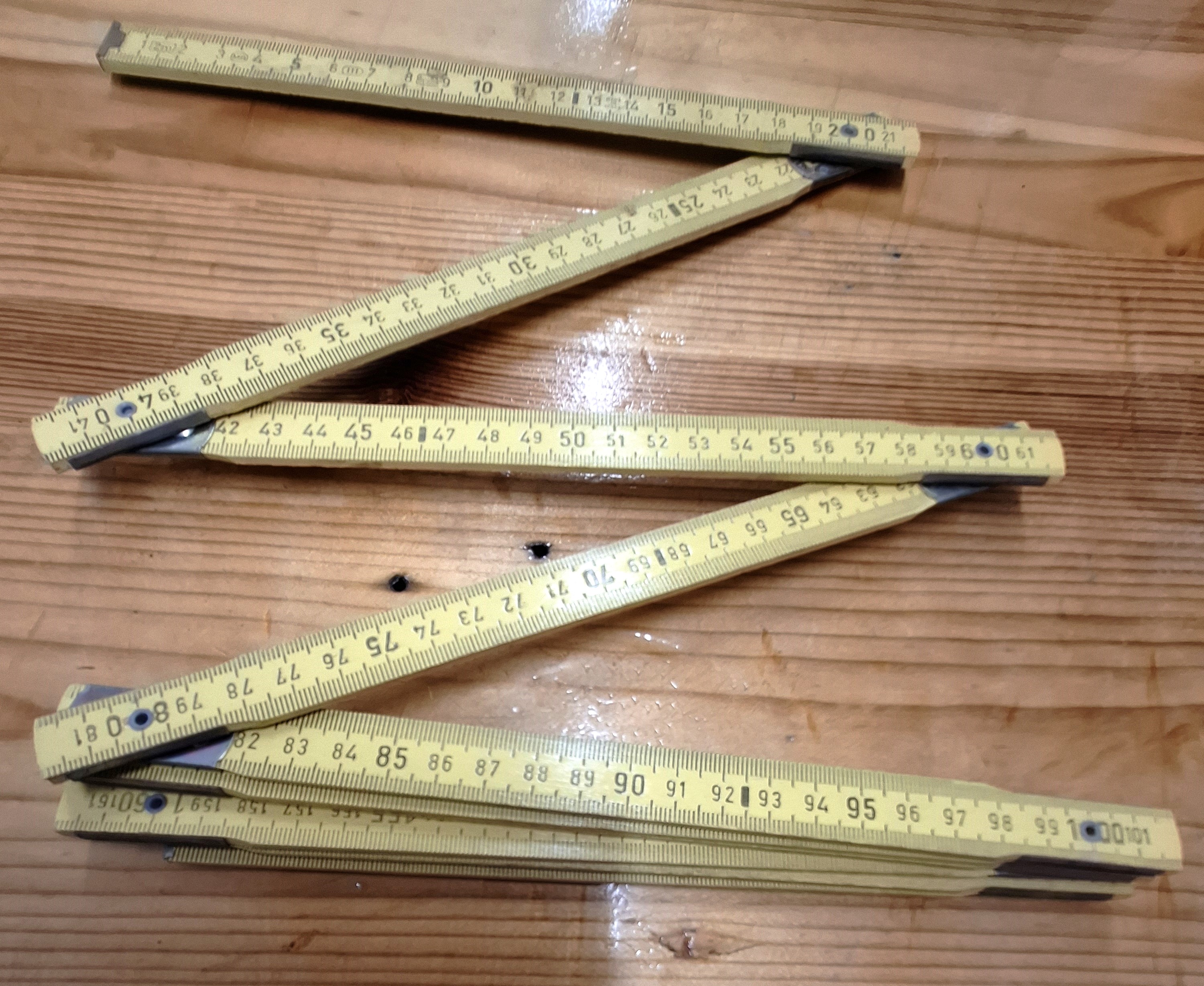 Folding ruler  